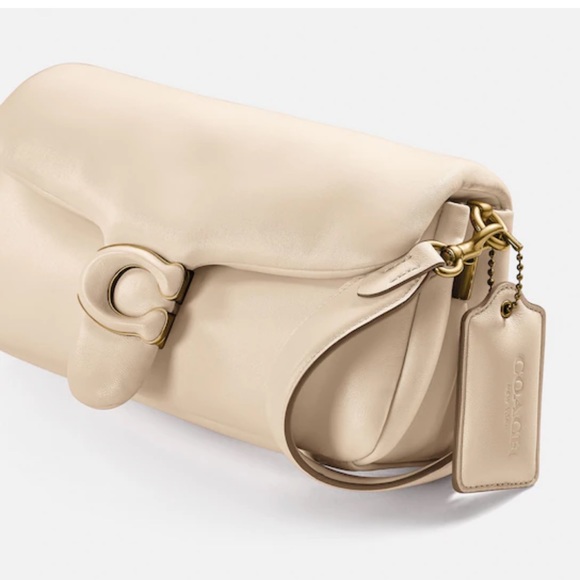 Coach Pillow Tabby Bag 26 - Picture 3 of 11